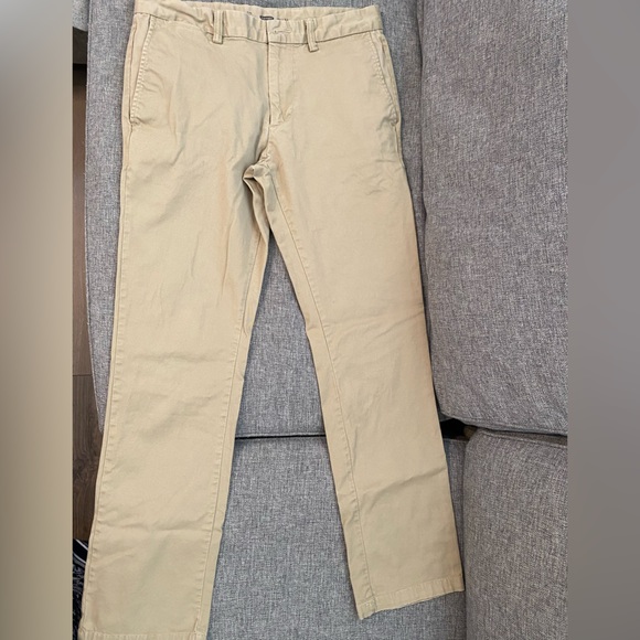 Old Navy Slim Men's Khaki Chinos 32X32 VGUC - Picture 1 of 4